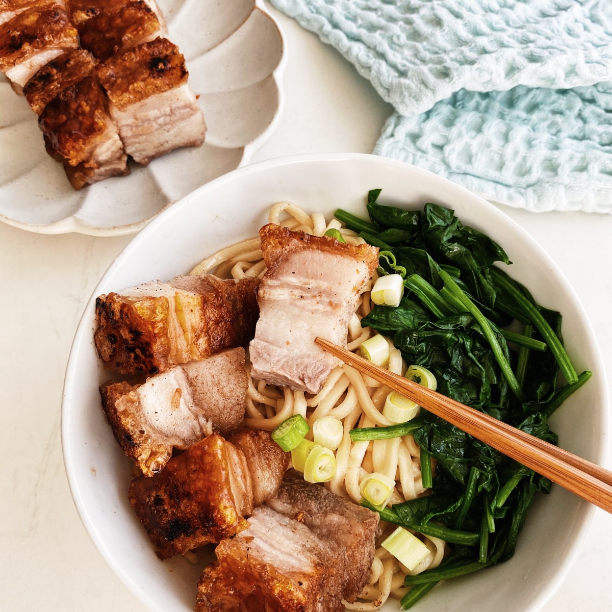 脆 皮 燒 肉 麵 ❘ 𝘍𝘖𝘖𝘋