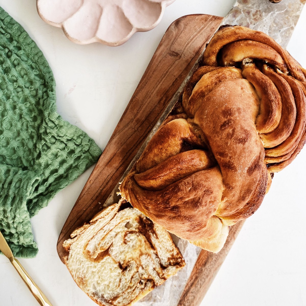 黑 糖 肉 桂 吐 司 ❘ 𝘍𝘖𝘖𝘋