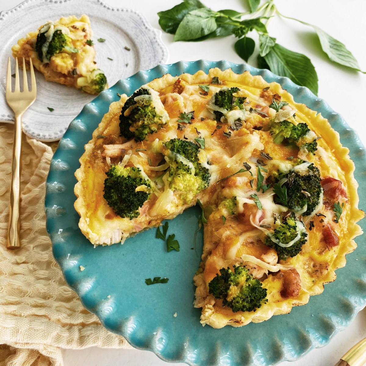 雞 肉 花 椰 菜 鹹 派 ❘ 𝘍𝘖𝘖𝘋