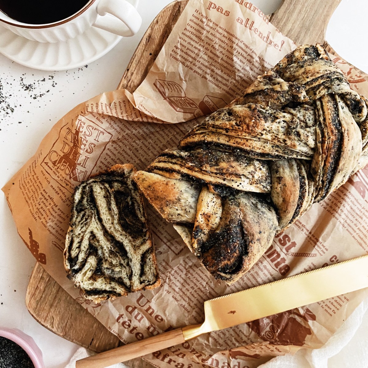 黑 芝 麻 大 理 石 吐 司 ❘ 𝘍𝘖𝘖𝘋