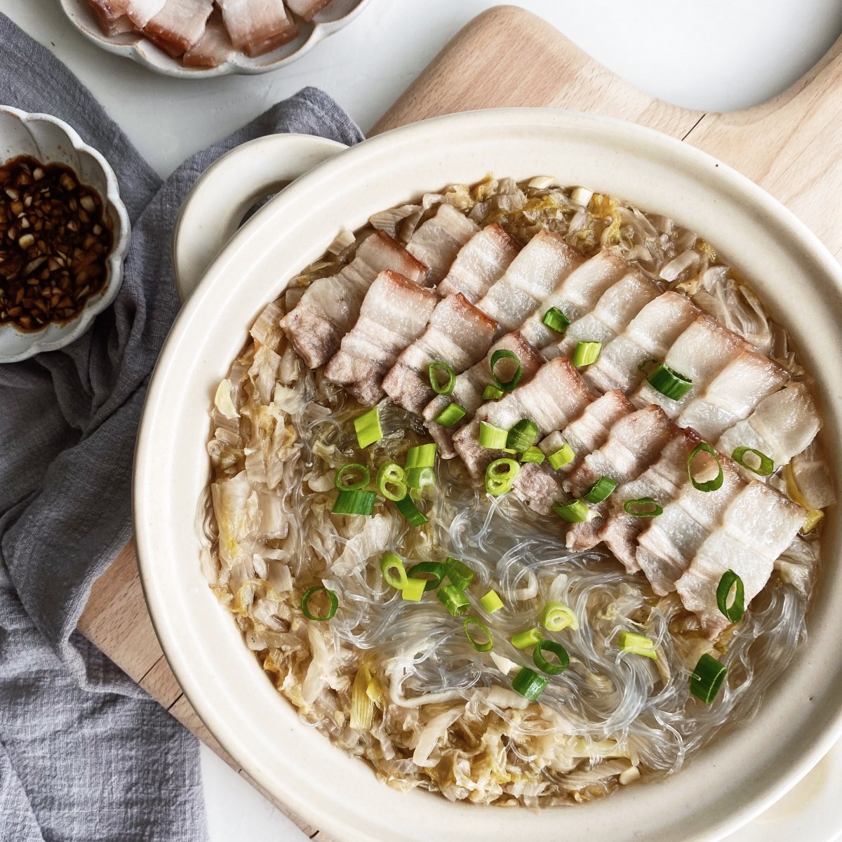 酸 菜 白 肉 鍋 ❘ 𝘍𝘖𝘖𝘋